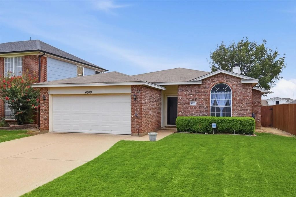 4600 Quartz Court, Fort Worth