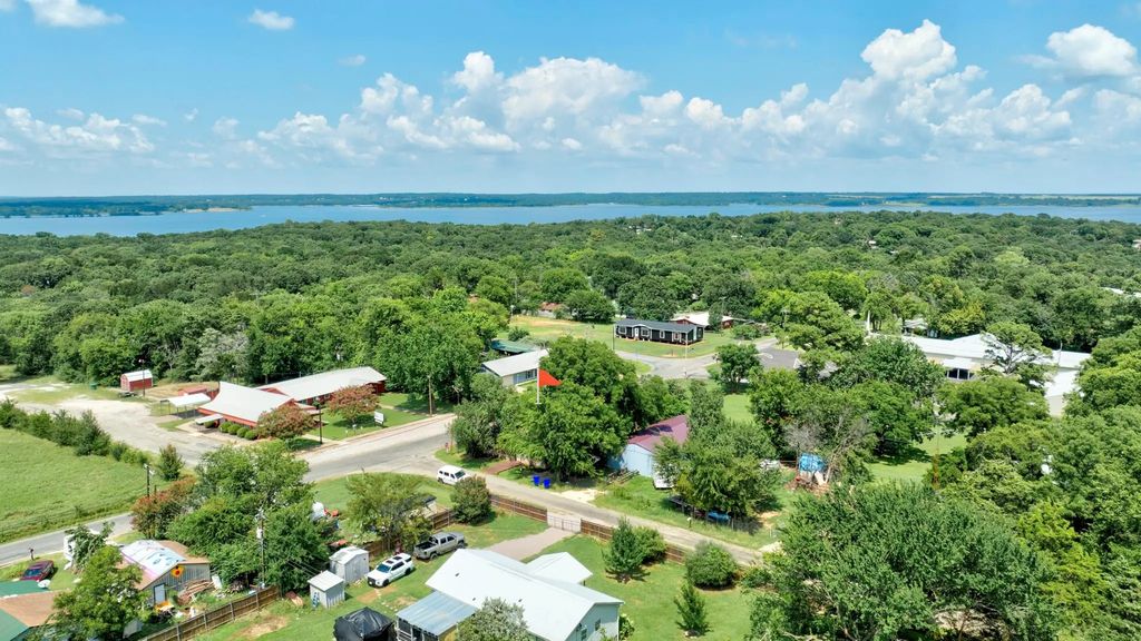 12 Old Shawnee Trail Drive, Gordonville
