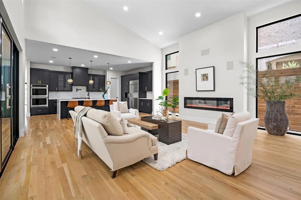 7210 Robin Road, Dallas