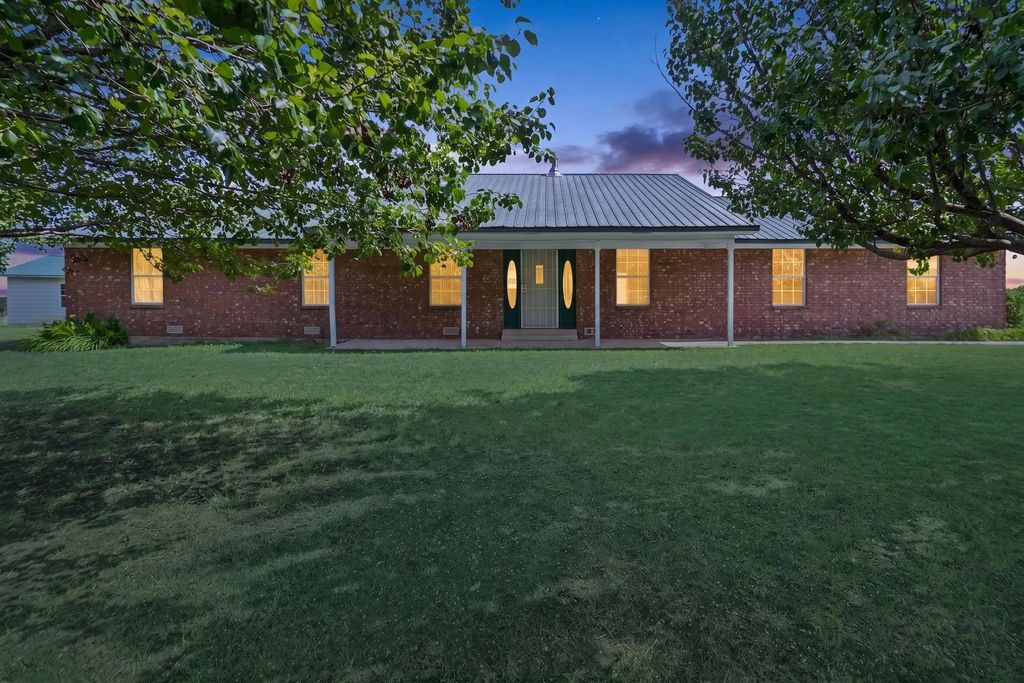 2271 Fm 2949 N, Cooper