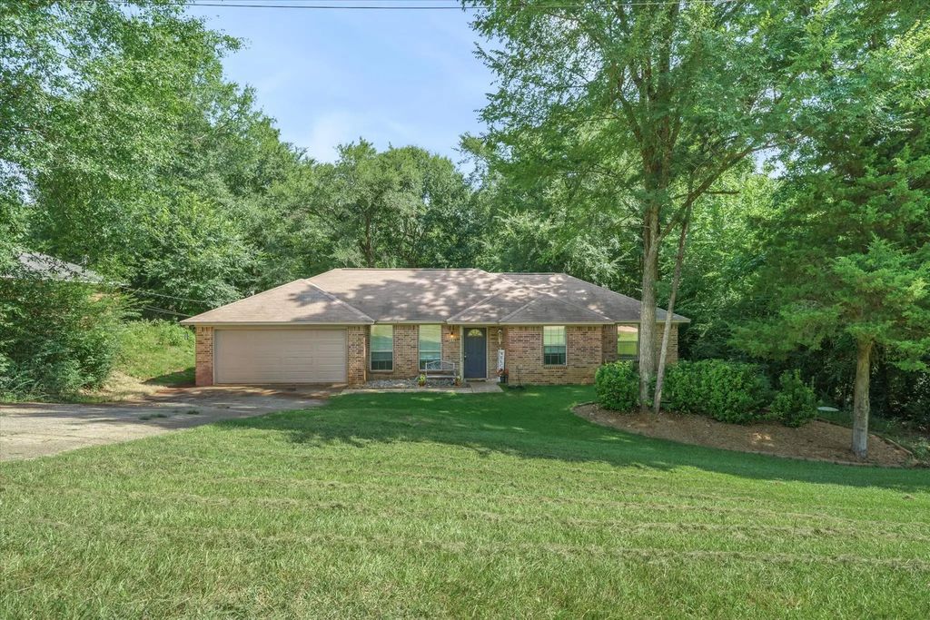 9165 Stonecreek, Tyler