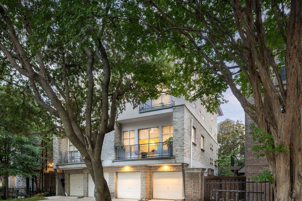4023 Bowser Avenue, Dallas