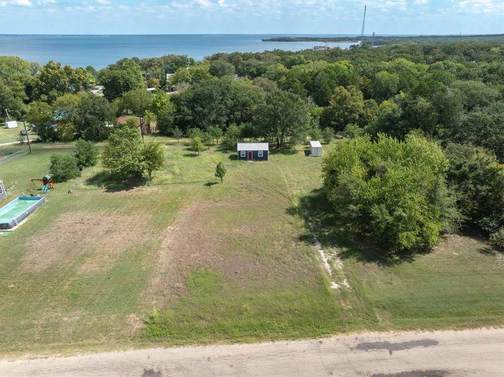 4400 County Road 3706 Road, Wills Point