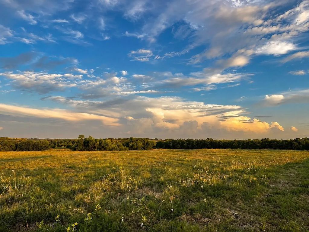 Tract C2-1 County Road 1140, Celeste