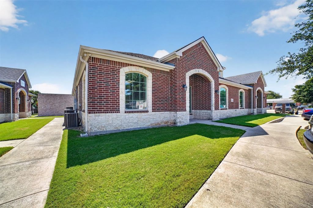 3600 Eldorado Parkway A200 & A300, McKinney