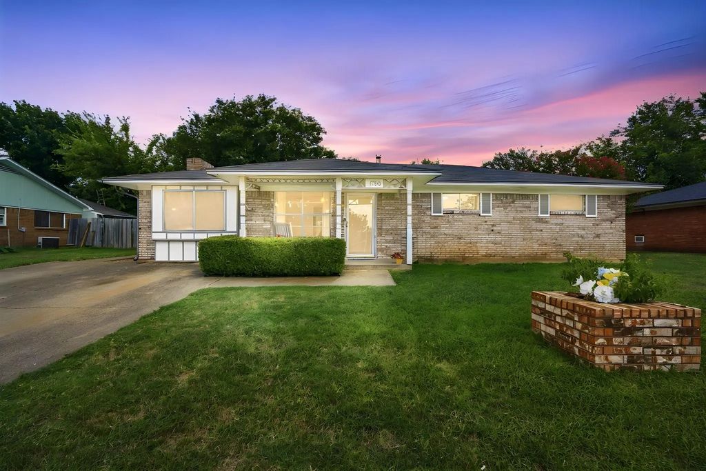 1508 Hillside Drive, Midlothian