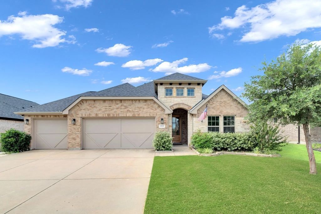 2818 Chestnut Lane, Melissa