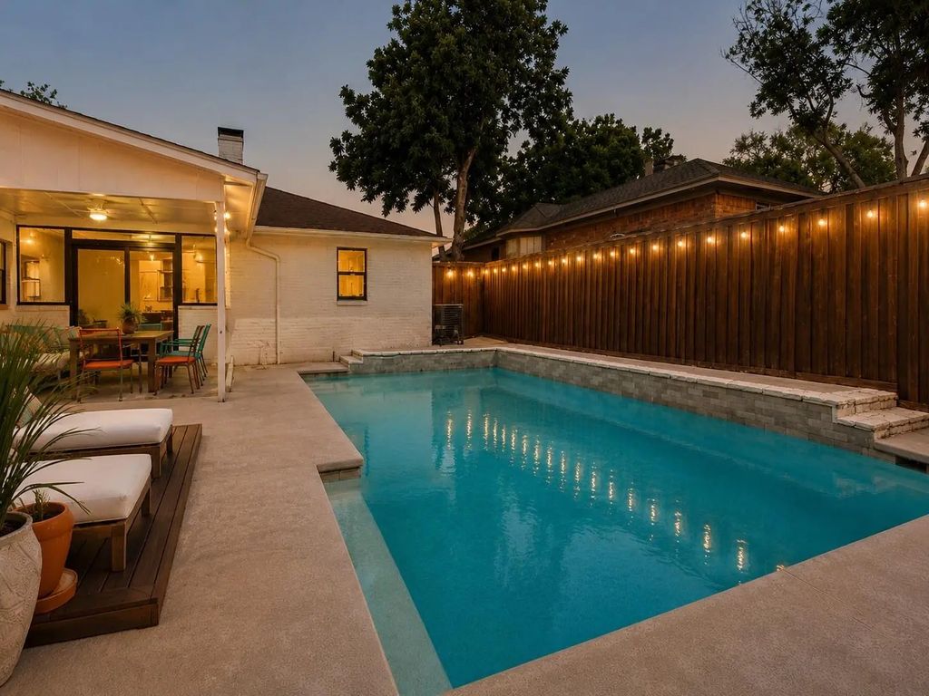 8434 Bellingham Drive, Dallas