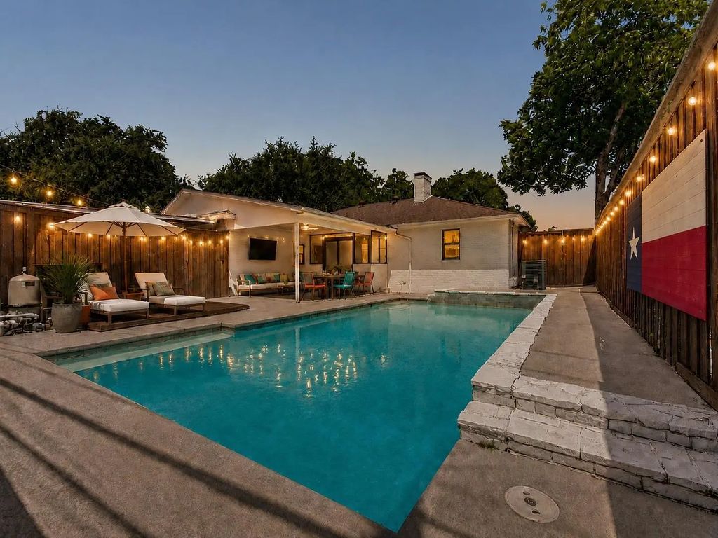 8434 Bellingham Drive, Dallas