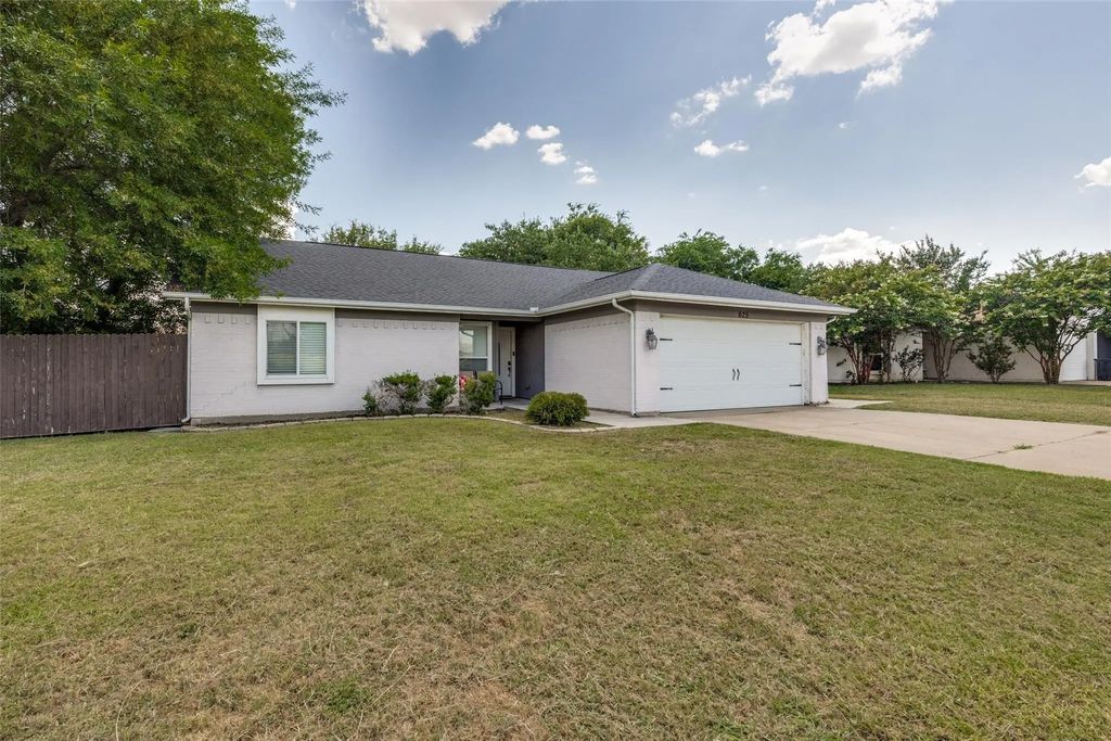 625 Park Center Boulevard, Saginaw