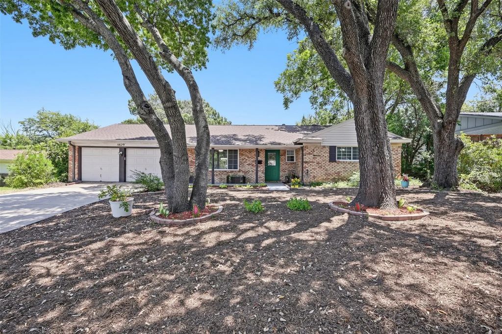 5629 Wharton Drive, Fort Worth