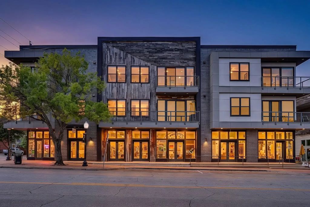 1455 W Magnolia Avenue 203, Fort Worth