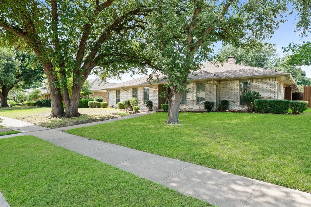 621 Harvest Glen Drive, Richardson