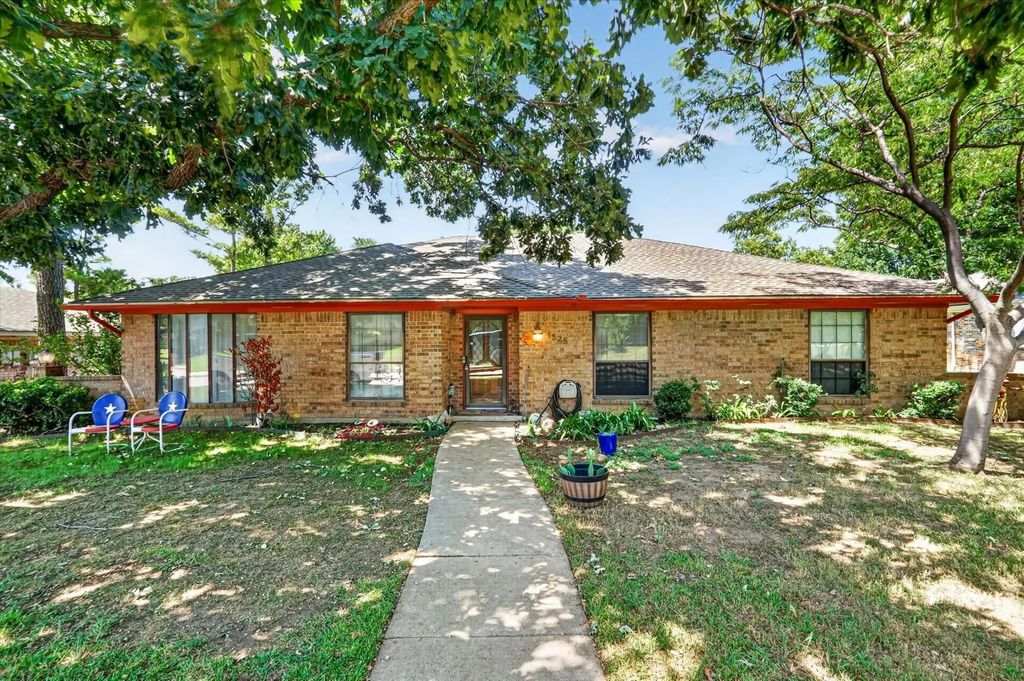1525 San Antone Lane, Lewisville