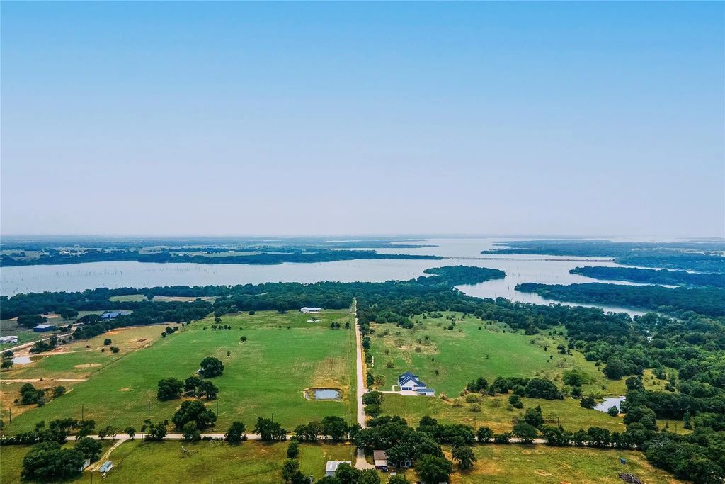 189 William Brewer Road, Collinsville