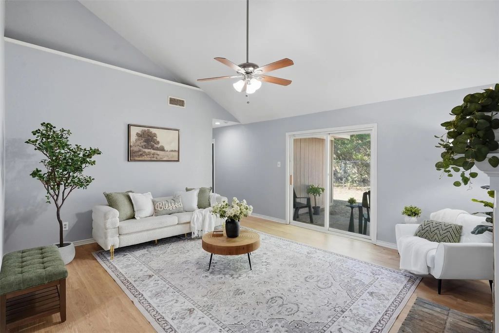 912 Turner Court, Cedar Hill