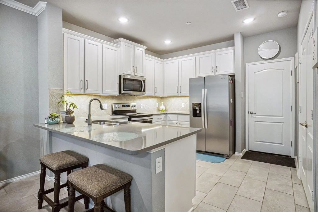3432 Becker Drive, Denton
