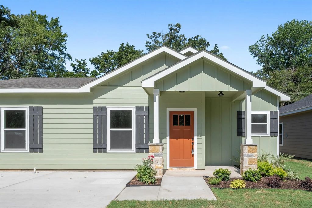 130 Arapaho Trail, Mabank