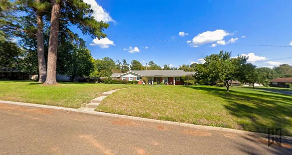 1100 Louisiana Avenue, Minden