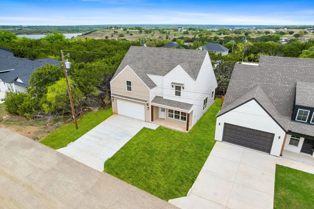 5639 Barkridge Drive, Granbury