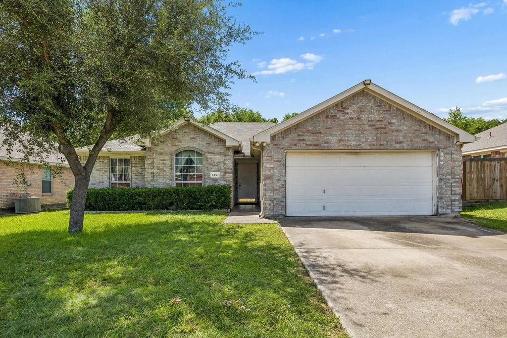 4501 Waterbird Lane, Garland