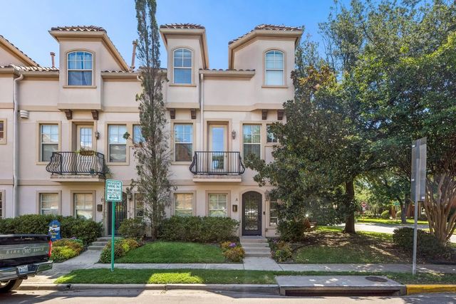 4152 Emerson Avenue A, University Park