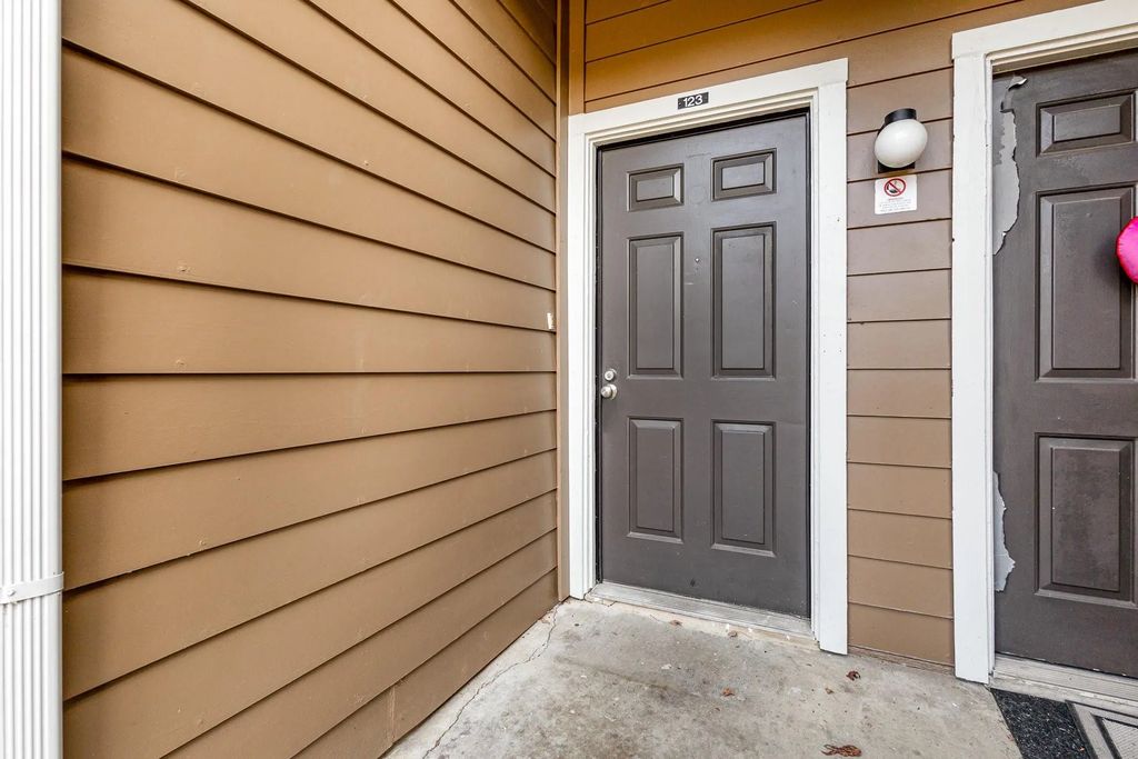3615 W Northgate Drive 123, Irving