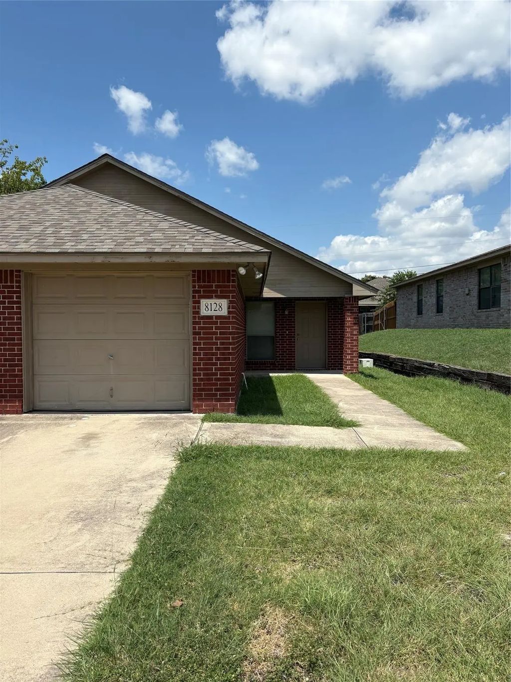 8128 Doreen Avenue, Fort Worth