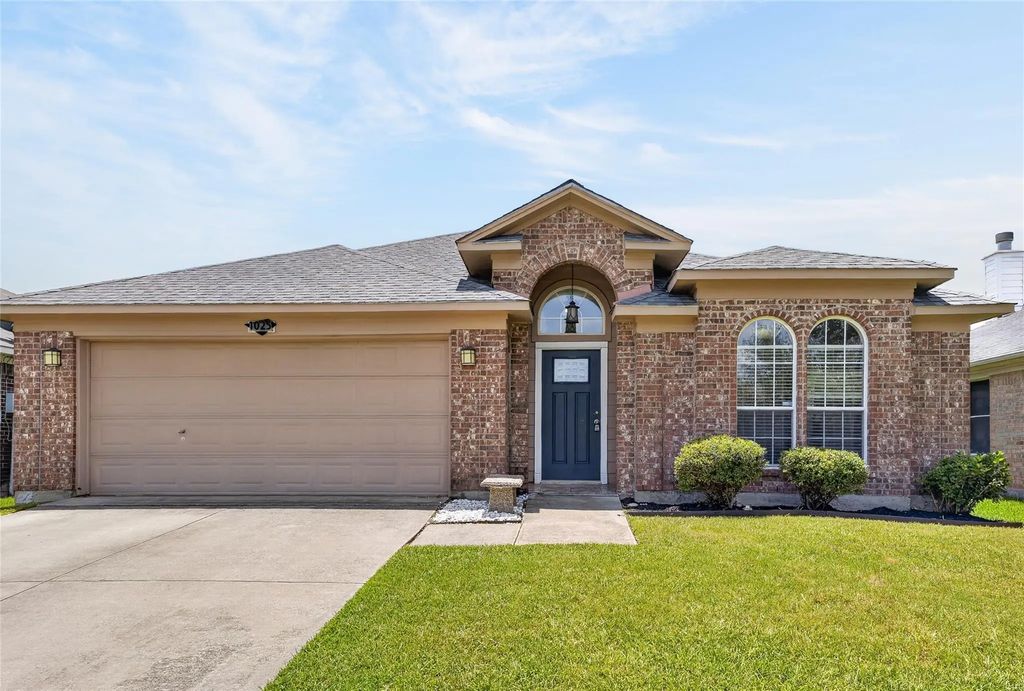 1025 Highland Station Drive, Saginaw