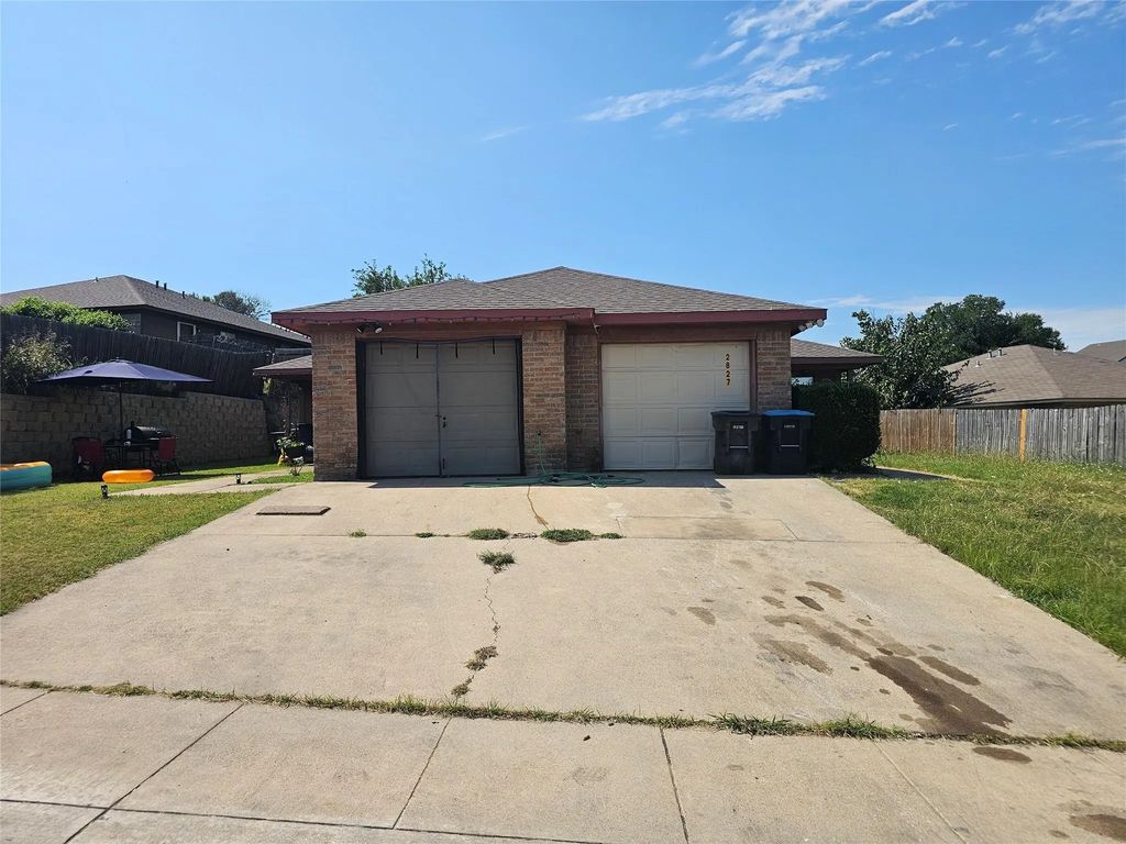 2825 Ridgecrest Drive, Fort Worth