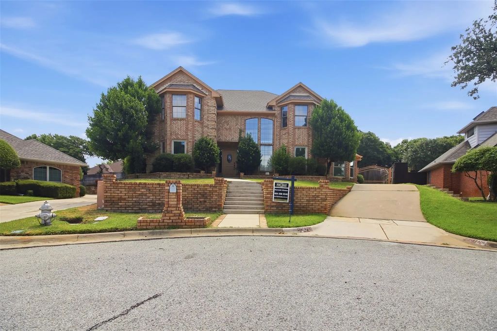 6701 Mt Vernon Court, Arlington