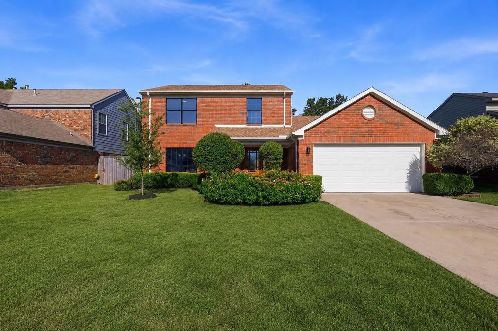 614 Berkley Drive, Grapevine