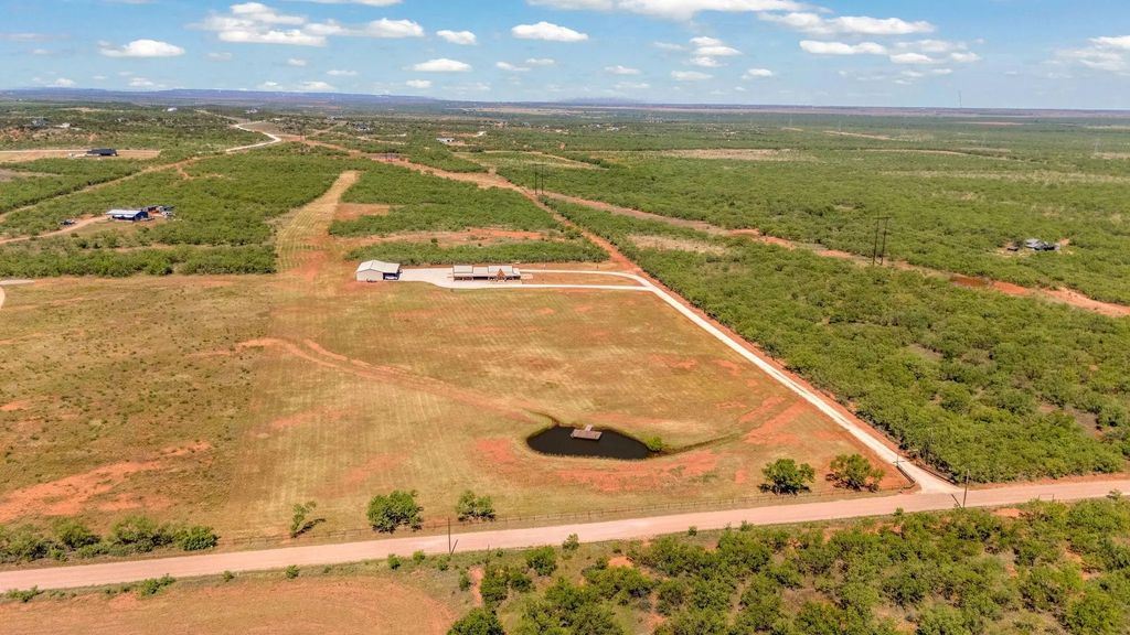 298 County Road 499, Abilene