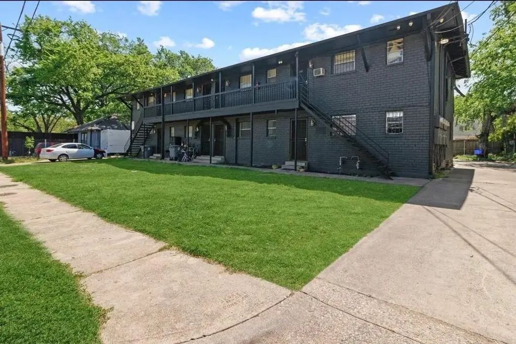 3910 Polly Street 203, Dallas