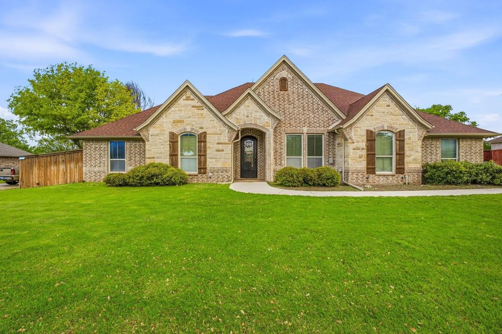 1035 Walking Horse Drive, Stephenville
