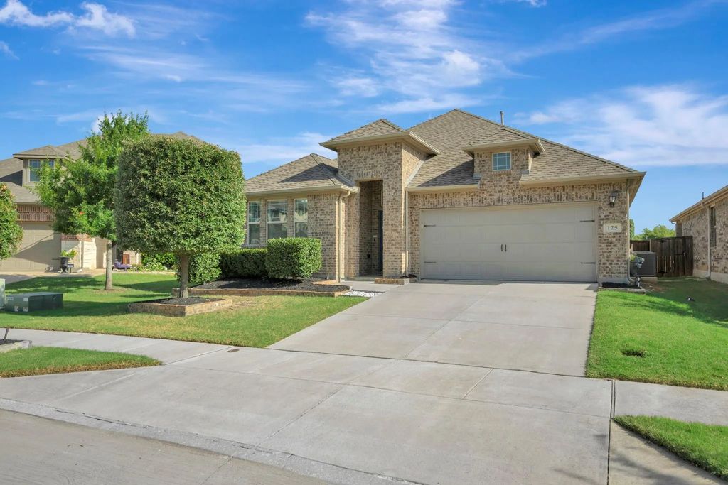 125 Mossy Oak Trail, Fort Worth