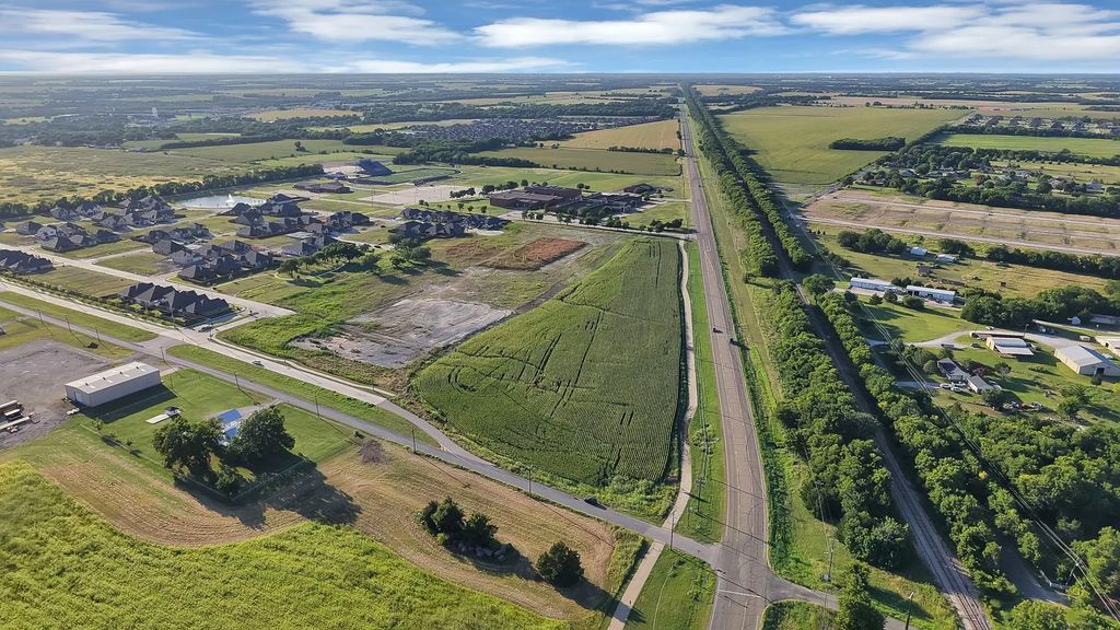 Tbd N Waco Street, Van Alstyne