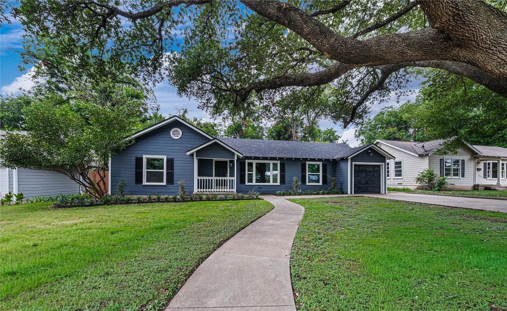 4104 Austin Avenue, Waco