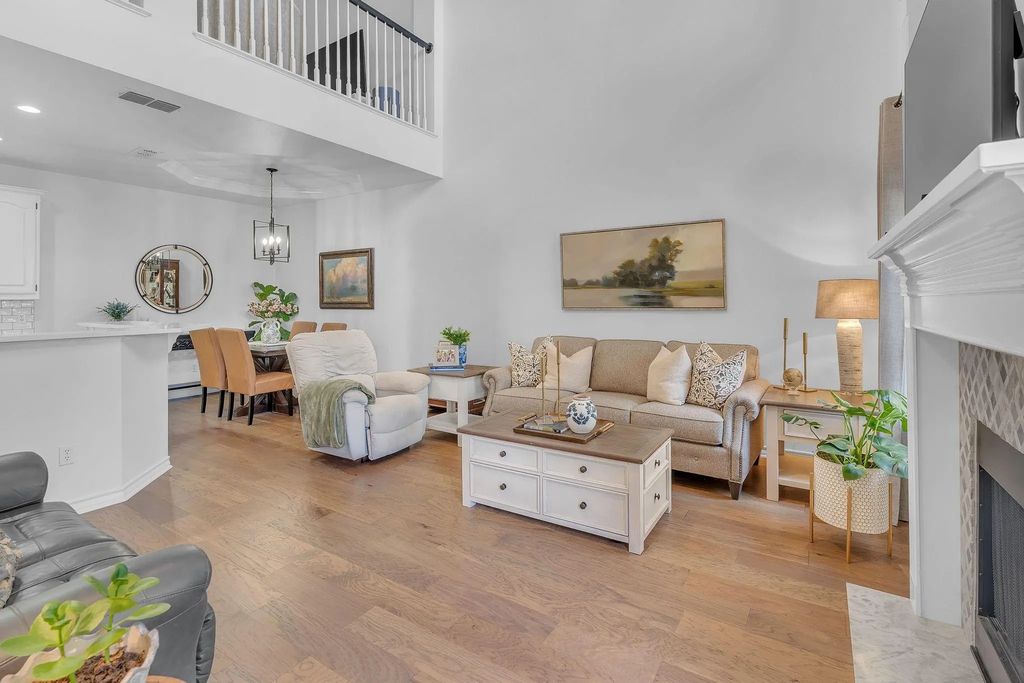 2144 Lakeforest Drive, Weatherford