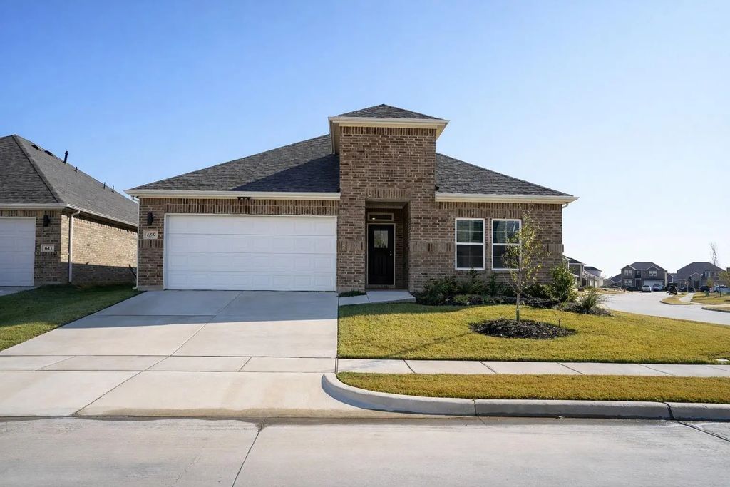 655 Scarlett Street, Forney