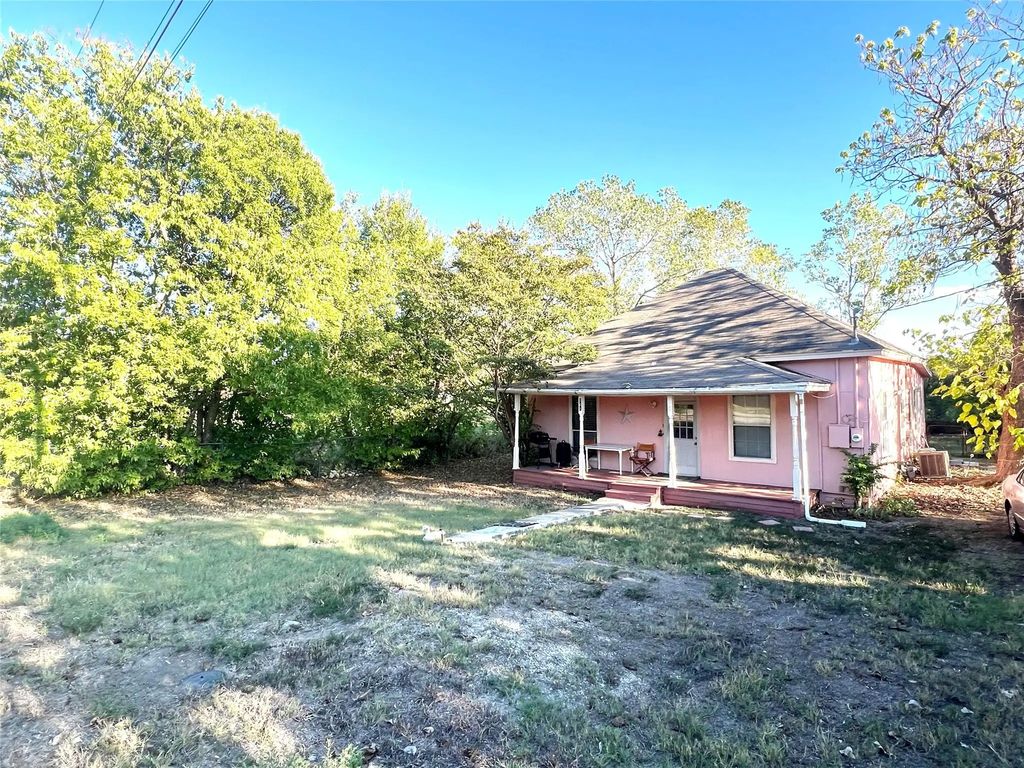 301 Dogwood Avenue, Princeton
