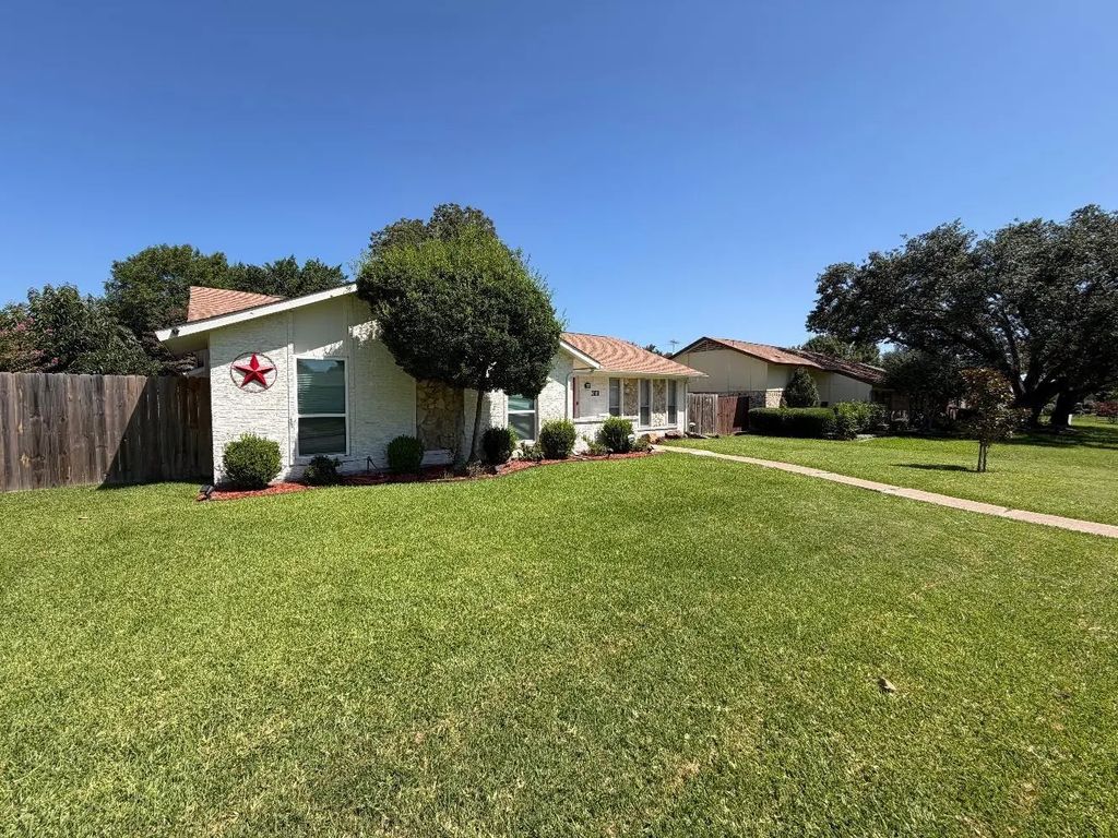 3109 Manchester Drive, Mesquite