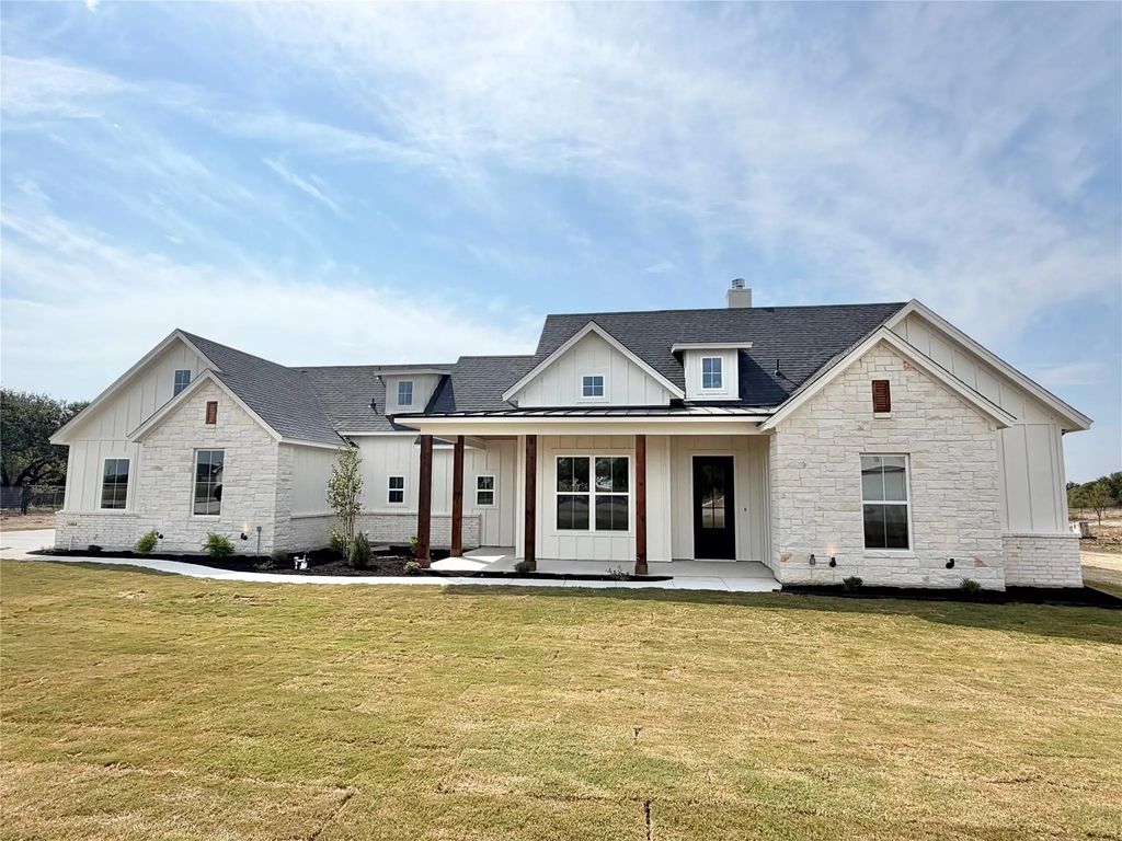 1004 Sabrina Court, Weatherford