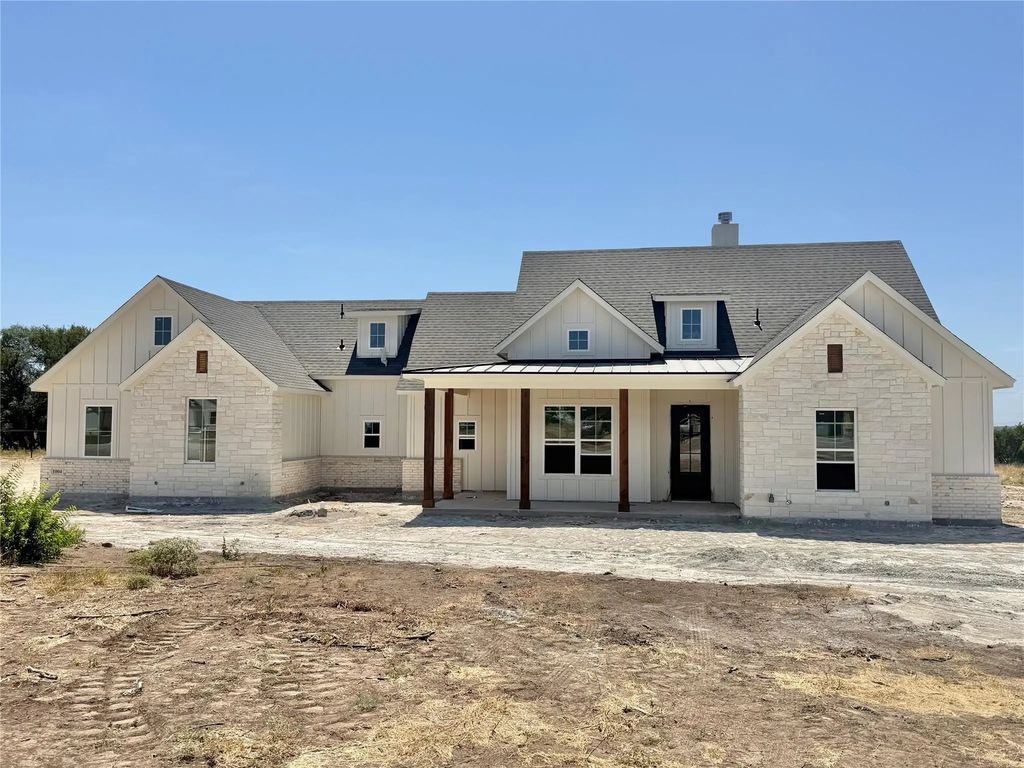 1004 Sabrina Court, Weatherford