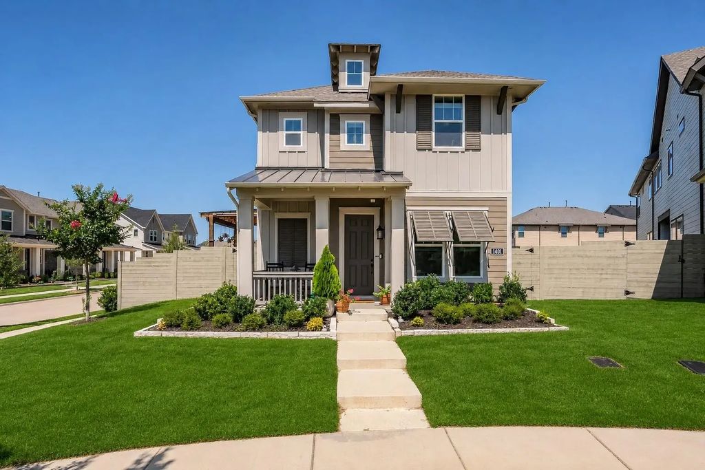1401 Roundup Way, Argyle
