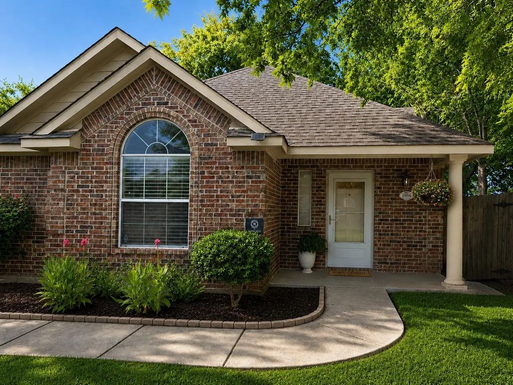 1006 Hall Street, McKinney