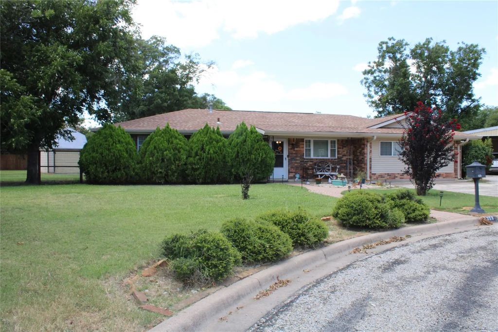 208 Park Dr, Early