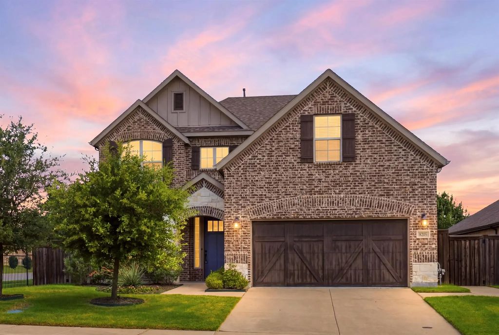 8205 Plumbago Way, Dallas