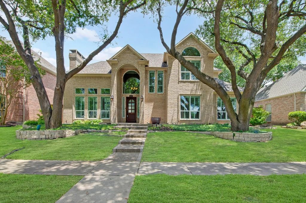 18728 Thorntree Lane, Dallas