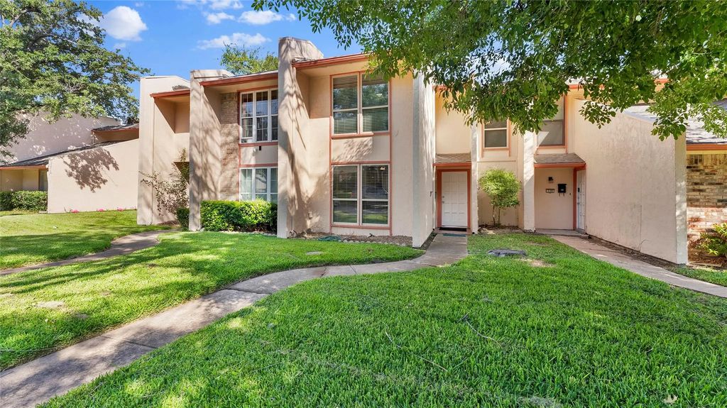 341 Arborview Drive, Garland